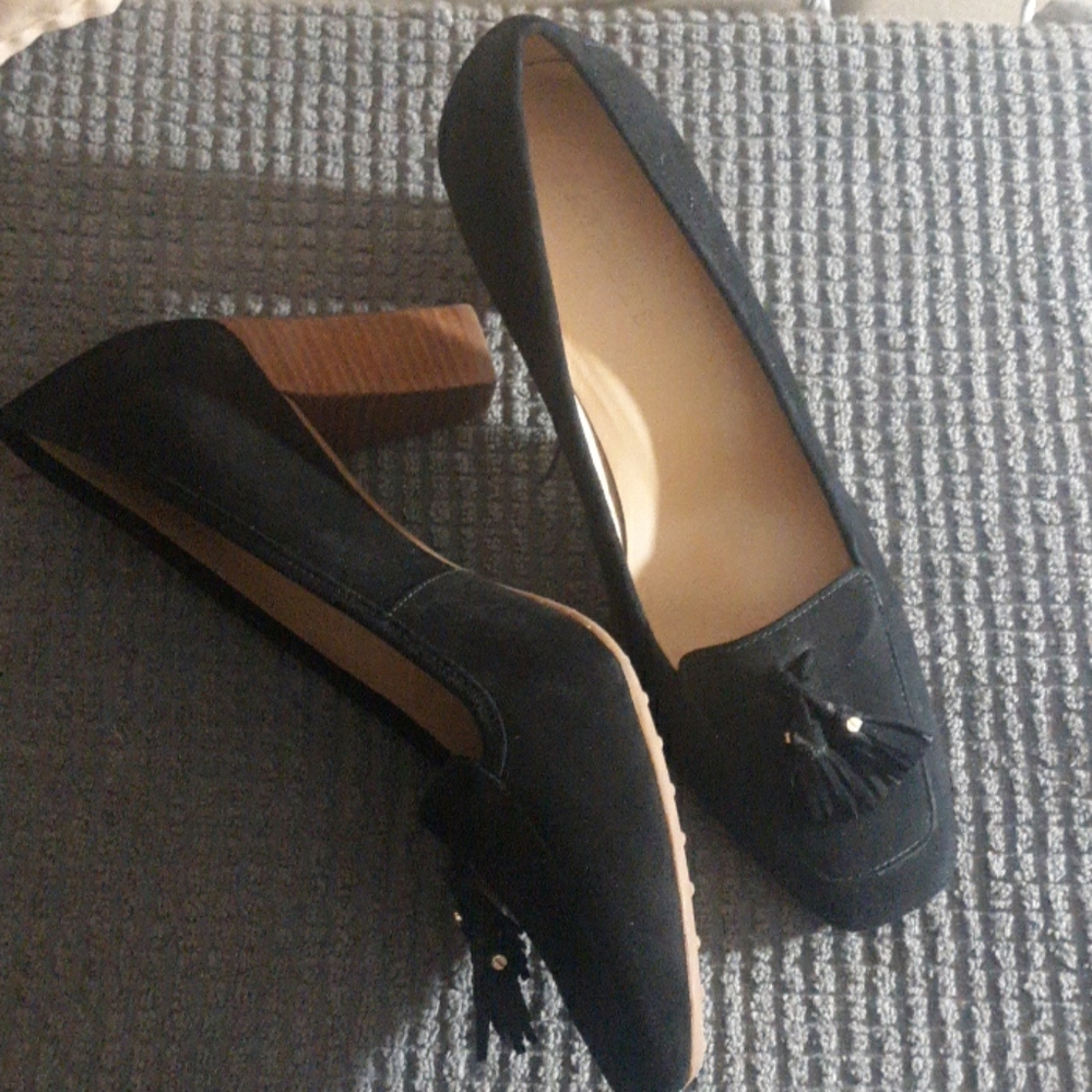 Talbots Suede block pump
